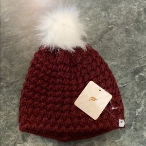 ♥️THE CHUNKY KNIT BEANIE WITH POM♥️